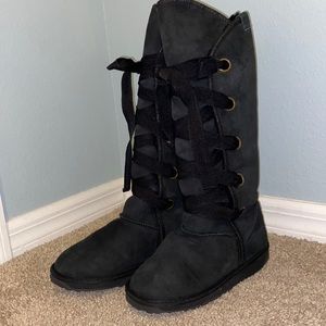 EMU Australia black Maitress boots. 100% sheepskin, Lace up the front.